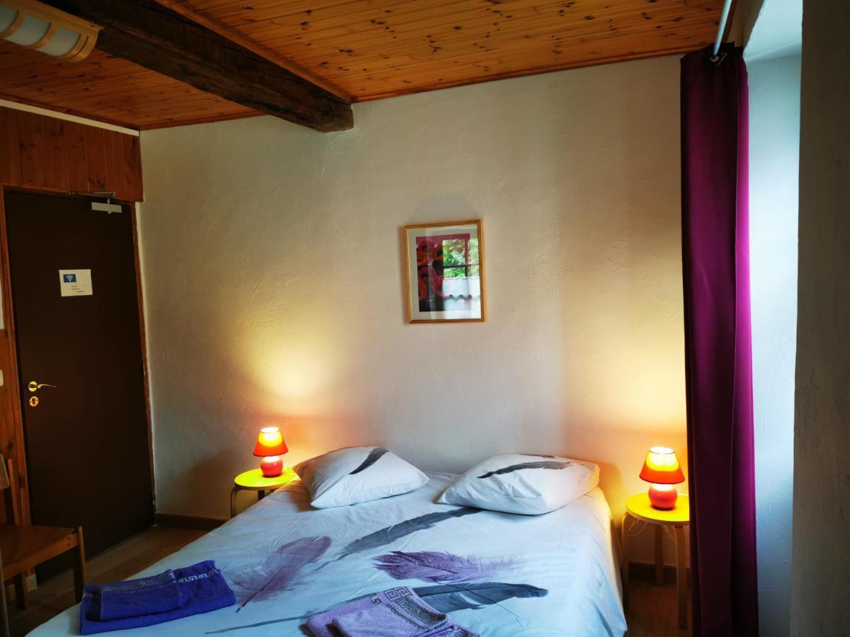 Gite D'Etape Auberge De L'Ardoisiere Жозье Экстерьер фото